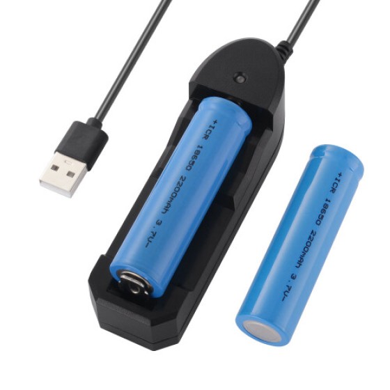 2x Baterai Isi Ulang 18650 2200mAh untuk Lampu Senter + Charger USB DC5V